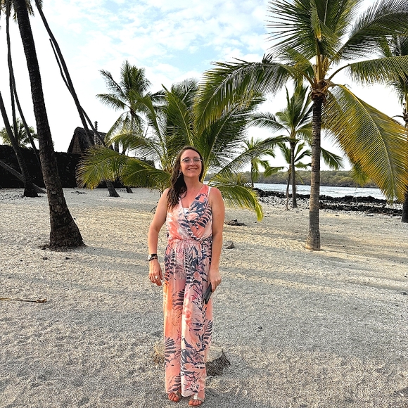 Meet your Posher, Malayna - Picture 1 of 4